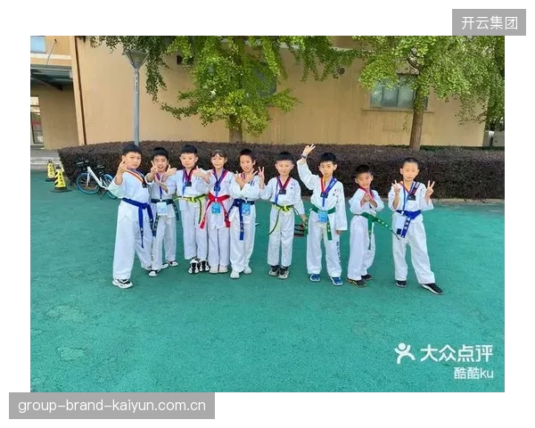 跆拳道青少年营加入品德教育课程全面育才